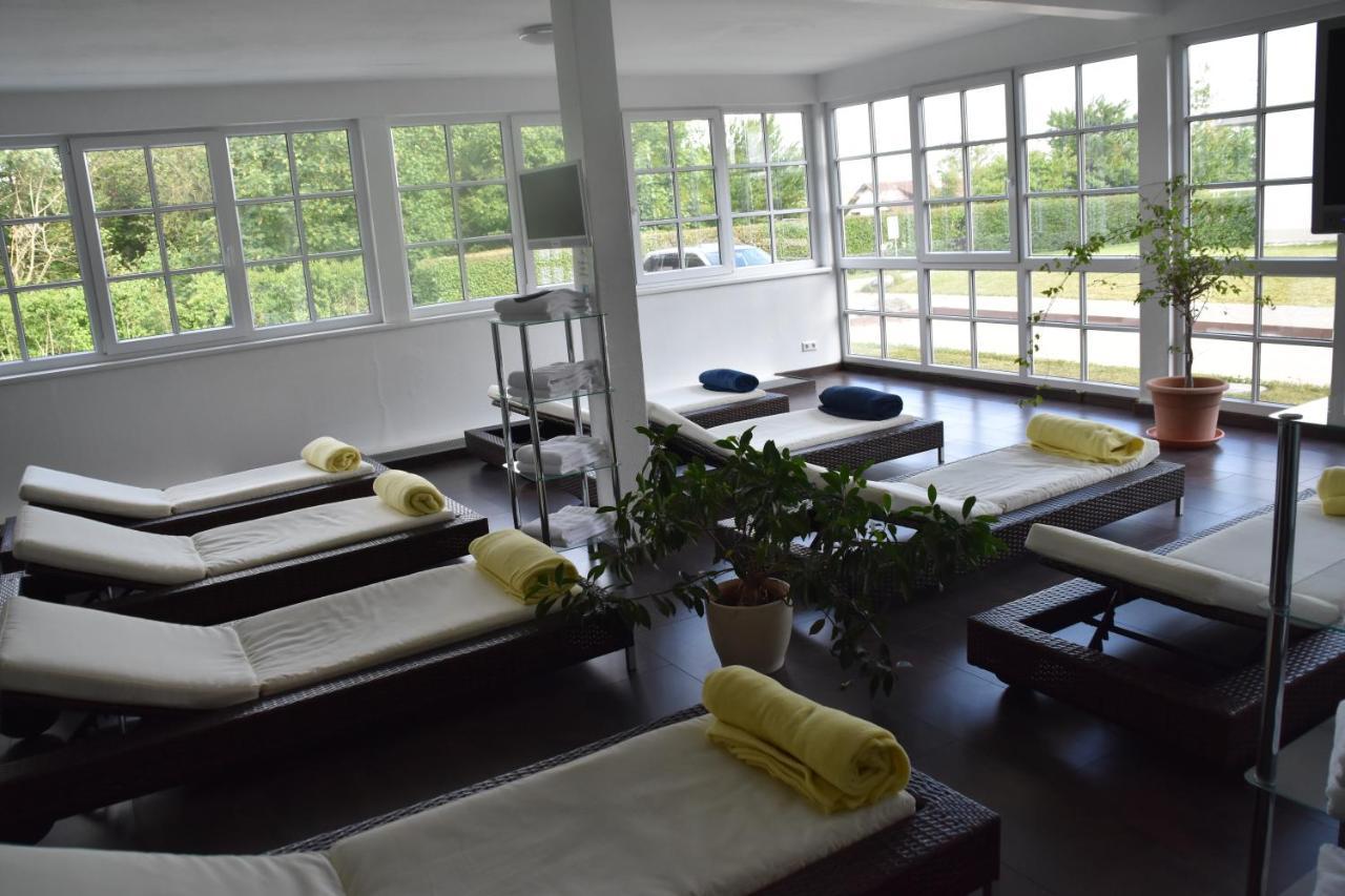 Wellness & Golf Appartment 5.9 Бад-Беллинген Экстерьер фото